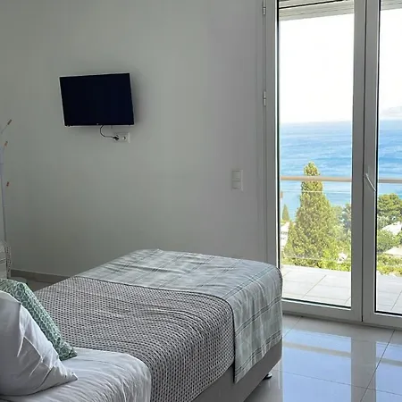 Gold Pearl Maggie Sea View וילה