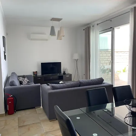 וילה Gold Pearl Maggie Sea View פראמה
